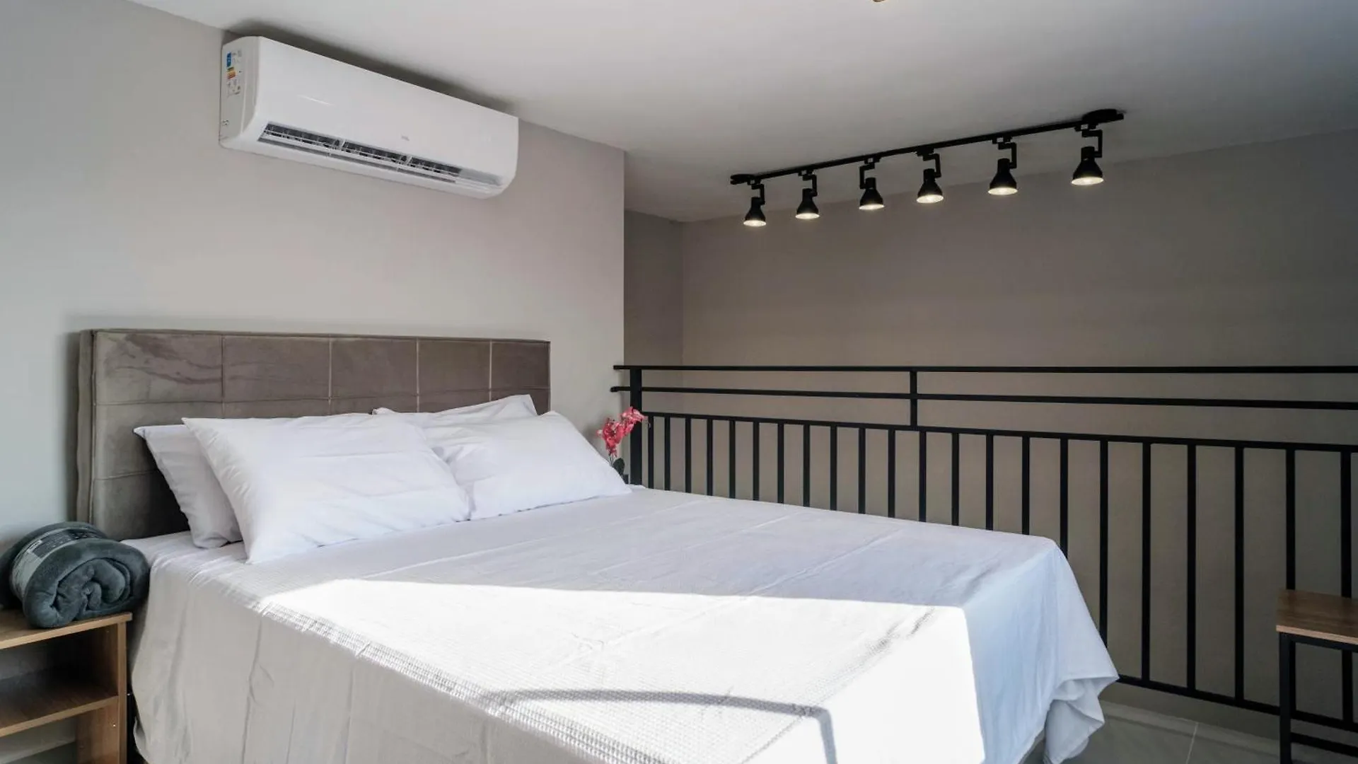 Loft Maravilhoso Metro Sp Expo Aeroporto Com Ac Apartman São Paulo